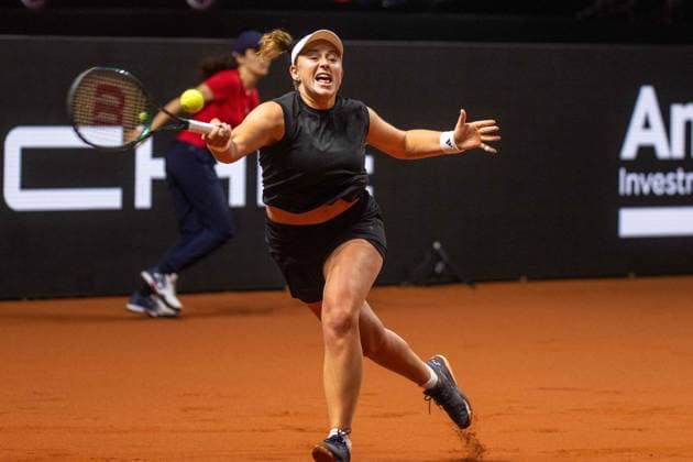 Jelena Ostapenko LAT xettx, Germany, Stuttgart, 20 04 2025, Tennis, Porsche Tennis Grand Prix, 2025, Semifinal, E Alexandrova J Ostapenko, Porsche Arena Photo A2 Bildagentur Peter Hartenfelser