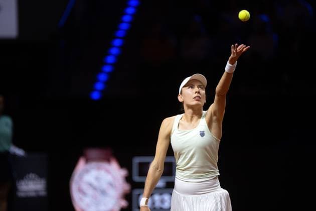 Ekaterina Alexandrova xettx, Germany, Stuttgart, 20 04 2025, Tennis, Porsche Tennis Grand Prix, 2025, Semifinal, E Alexandrova J Ostapenko, Porsche Arena Photo A2 Bildagentur Peter Hartenfelser