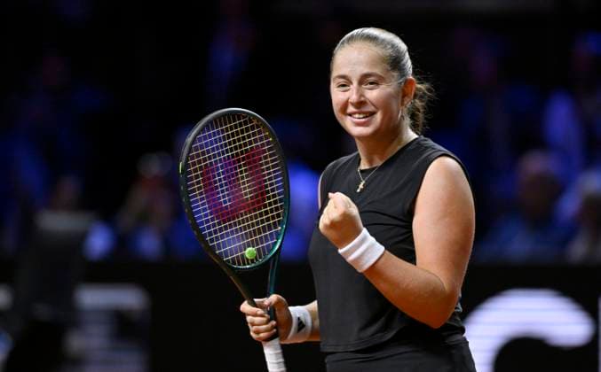Jelena Ostapenko LAT jubilation, joy, emotion, emotional, cheers, happiness, happy, after winning the match and reaching the final Tennis Ladies Porsche Cup Porsche Tennis Grand Prix GP Stuttgart 2025 Porsche Arena 20 04 2024 DFL REGULATIONS PROHIBIT ANY USE OF PHOTOGRAPHS AS IMAGE SEQUENCES AND OR QUASI VIDEO Tennis Ladies Porsche Cup Porsche Tennis Grand Prix GP Stuttgart 2025
