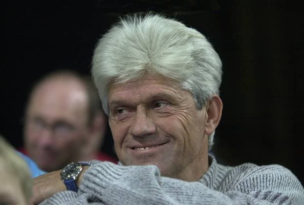 ARCHIVE PHOTO Werner Lorant has died at the age of 76 SN23010028SP jpg Werner LORANT, Germany, Football, Coach TSV 1860 Muenchen, P , smiling, head resting on one arm, looking slightly to the side