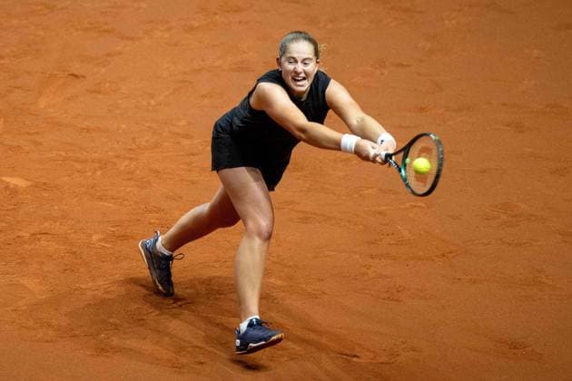 Jelena Ostapenko LAT xettx, Germany, Stuttgart, 20 04 2025, Tennis, Porsche Tennis Grand Prix, 2025, Semifinal, E Alexandrova J Ostapenko, Porsche Arena Photo A2 Bildagentur Peter Hartenfelser
