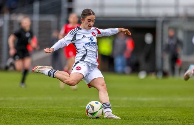 GER, Freiburg, SC Freiburg II vs FC Nürnberg, 2 Frauen Bundesliga, Fußball, DFB, Spielzeit 2024 2025, Möslestadion, 22 Spieltag, im Bild Marina Scholz FC Nürnberg 7 DFB DFL REGULATIONS PROHIBIT ANY USE OF PHOTOGRAPHS AS IMAGE SEQUENCES AND OR QUASI VIDEO, 20 04 2025, Copyright: HMBxMedia HendrikxHamelau