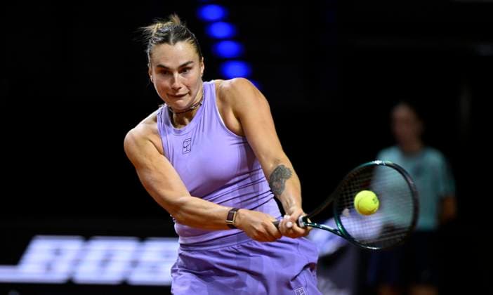 Aryna Sabalenka BLR Action Tennis Ladies Porsche Cup Porsche Tennis Grand Prix GP Stuttgart 2025 Porsche Arena 20 04 2024 DFL REGULATIONS PROHIBIT ANY USE OF PHOTOGRAPHS AS IMAGE SEQUENCES AND OR QUASI VIDEO Tennis Ladies Porsche Cup Porsche Tennis Grand Prix GP Stuttgart 2025