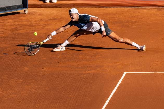 April 20, 2025, Barcelona, Barcelona, Spain: Holger Rune of Denmark during the final between Carlos Alcaraz of Spain on Barcelona Open Banc Sabadell Trofeo Conde de Godo on April 20, 2025 in Barcelona, Spain. Barcelona Spain - ZUMAs316 20250420_znp_s316_046 Copyright: xMartixSeguraxRamonedax