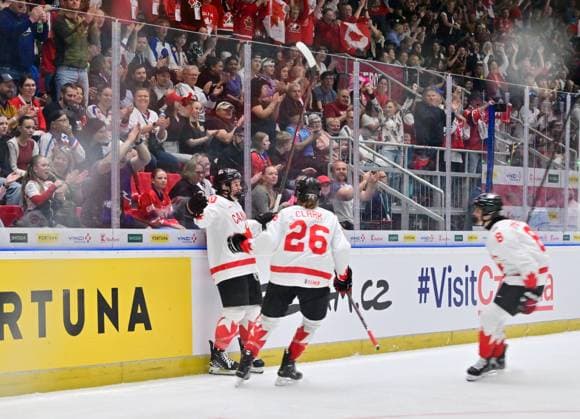 Players of Canada celebrate a goal during the Ice hockey, Eishockey IIHF WomenÂ s World Championship, WM, Weltmeisterschaft the gold medal match USA vs Canada, Ceske Budejovice, Czech Republic, April 20, 2025. (CTKxPhoto VaclavxPancer) CTKPhotoP2025042005096  CTKPhotoP2025042005096