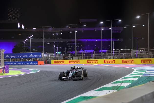 F1 - SAUDI ARABIAN GRAND PRIX 2025 12 KIMI ANTONELLI Andrea (ita), Mercedes AMG F1 Team W16, action during the Formula 1 STC Saudi Arabian Grand Prix 2025, 5th round of the 2025 FIA Formula One World Championship, WM, Weltmeisterschaft from April 18 to 20, 2025 on the Jeddah Corniche Circuit, in Jeddah, Saudi Arabia - JeddahSaudi Arabia  Copyright: xFLORENTxGOODENx