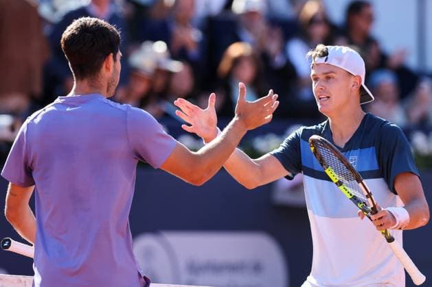 Barcelona open Banc Sabadell 2025, Real Club De Tennis Holger Rune of Denmark shakes hands with Spain s Carlos Alcaraz after winning the Final Match during the Barcelona Open Banc Sabadell 2025 at Real Club De Tenis Barcelona on April 20, 2025 in Barcelona, Spain barcelona Real Club De Tenis Barcelona on catalunya spain Copyright: xYoussefxLoulidix