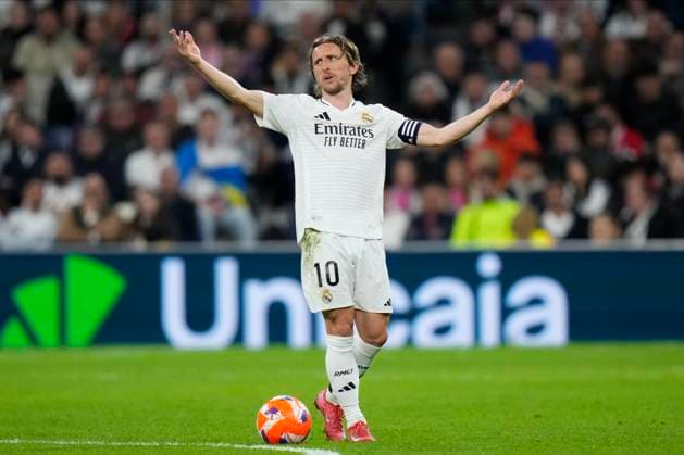 ESP: Real Madrid - Athletic Club. La Liga EA Sports. Date 32 Luka Modric of Real Madrid CF during the La Liga EA Sports match between Real Madrid and Athletic Club played at Santiago Bernabeu Stadium on 20 April, 2025 in Madrid, Spain. kpng Copyright: xCesarxCebollax xPRESSINPHOTOx PS_250420_RMA_ATH_058