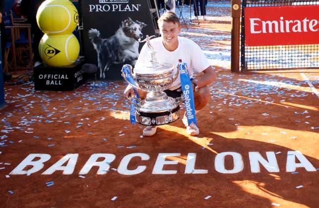 April 20, 2025, Sabadell, Barcelona, Spain: Barcelona Spain 20.04.2025 Holger Rune (Denmark) poses with the Barcelona Open title in the match between Carlos Alcaraz (Spain) and Holger Rune (Denmark) during the Day 7 of the Barcelona Open Banc Sabadell Godo on 20 April 2025 in Barcelona. Sabadell Spain - ZUMAu50_ 20250420_zsp_u50_017 Copyright: xXavixUrgelesx