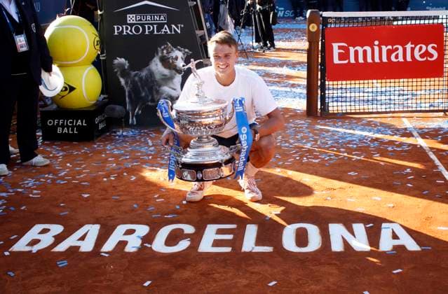 April 20, 2025, Sabadell, Barcelona, Spain: Barcelona Spain 20.04.2025 Holger Rune (Denmark) poses with the Barcelona Open title in the match between Carlos Alcaraz (Spain) and Holger Rune (Denmark) during the Day 7 of the Barcelona Open Banc Sabadell Godo on 20 April 2025 in Barcelona. Sabadell Spain - ZUMAu50_ 20250420_zsp_u50_034 Copyright: xXavixUrgelesx