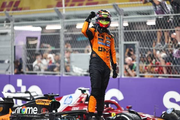 F1 Grand Prix Of Saudi Arabia: Race Oscar Piastri of Australia and the McLaren F1 Team celebrates his win after the F1 Grand Prix of Saudi Arabia at Jeddah Corniche Circuit in Jeddah, Saudi Arabia, on April 20, 2025. Jeddah Mecca Saudi Arabia  Copyright: xPaddockerx originalFilename:paddocker-f1grandp250420_np2oM.jpg