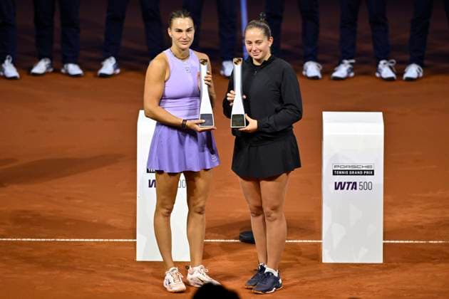 Award ceremony, honoring Jelena Ostapenko LAT right Aryna Sabalenka BLR left Aryna Sabalenka BLR Tennis Ladies Porsche Cup Porsche Tennis Grand Prix GP Stuttgart 2025 Porsche Arena 21 04 2024 DFL REGULATIONS PROHIBIT ANY USE OF PHOTOGRAPHS AS IMAGE SEQUENCES AND OR QUASI VIDEO Tennis Ladies Porsche Cup Porsche Tennis Grand Prix GP Stuttgart 2025