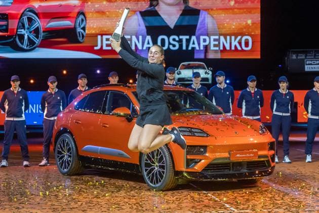 Jumping for joy with trophy in hand after Jelena Ostapenkos triumph, Aryna Sabalenka vs Jelena Ostapenko, Tennis, Porsche Tennis Grand Prix, Center Court, Womens Singles, Final, Season 2025, 21 04 2025, Aryna Sabalenka vs Jelena Ostapenko, Tennis, Porsche Tennis Grand Prix, Center Court, Womens Singles, Final, Season 2025, 21 04 2025, Stuttgart Copyright: xEibner-Pressefoto EdwardxCheungx EP_ECG