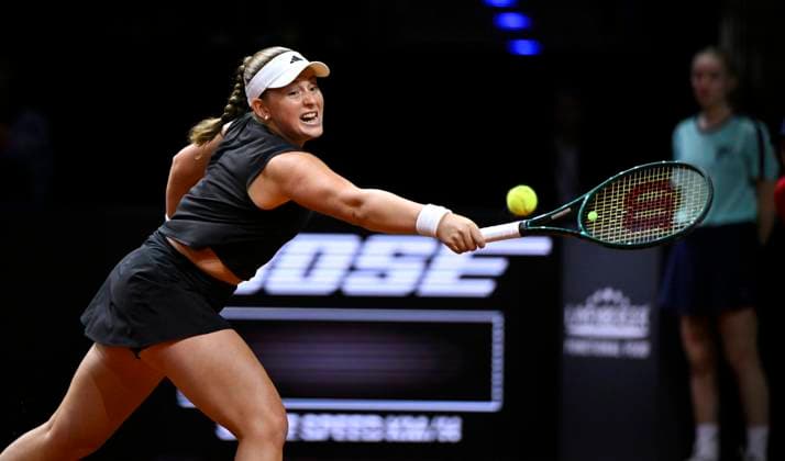 Jelena Ostapenko LAT Action Tennis Womens Porsche Cup Porsche Tennis Grand Prix GP Stuttgart 2025 Porsche Arena 21 04 2024 DFL REGULATIONS PROHIBIT ANY USE OF PHOTOGRAPHS AS IMAGE SEQUENCES AND OR QUASI VIDEO Tennis Womens Porsche Cup Porsche Tennis Grand Prix GP Stuttgart 2025