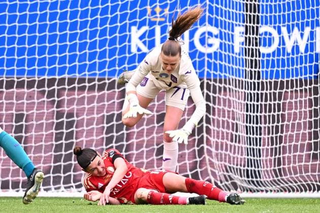 RSCA Women v Standard Femina - Belgian Women Cup Final 2025 LEUVEN, BELGIUM - APRIL 21 : Waldbillig Aude goalkeeper of RSA Women and Gelders Noemi forward of Standard Femina during the Belgian Women Cup Final 2025 match between RSCA Women and Standard Femina on April 21, 2025 in Leuven, Belgium, 21 04 2025 Leuven Belgium  Copyright: xTomasxSiskx