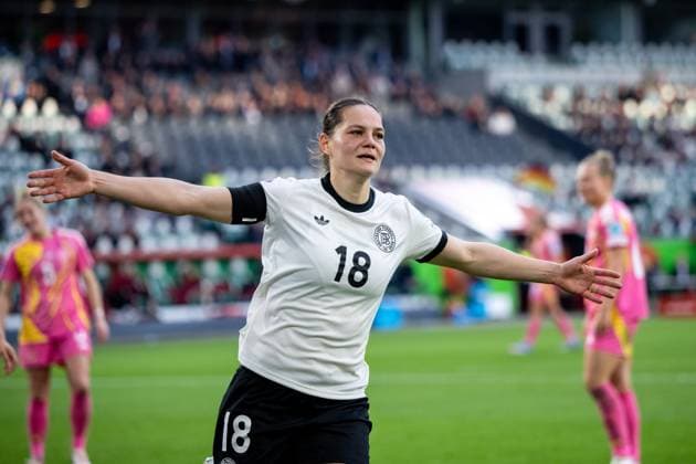 Football, National player Giovanna Hoffmann moves from RB Leipzig to VfL Wolfsburg, archive pictures