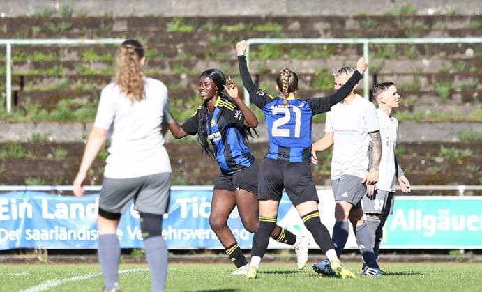 21 04 2025, xpfrx, Soccer Women Saarlandpokal Semifinal, 1 FC Saarbrücken 1 FC Riegelsberg v l Chelsea Agyei, Kimberley Ruhstorfer Saarbrücken celebrate the 3 0 DFL DFB REGULATIONS PROHIBIT ANY USE OF PHOTOGRAPHS as IMAGE SEQUENCES and or QUASI VIDEO Saarbrücken