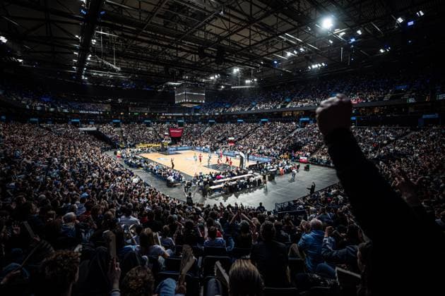 Basketball Men Season 2024 2025 easyCredit Basketball Bundesliga Veolia Towers Hamburg vs FC Bayern Basketball 20 04 2025 The sold out Barclaysarena 12015 Fans Arena Totale Hamburg Barclaysarena Hamburg Germany