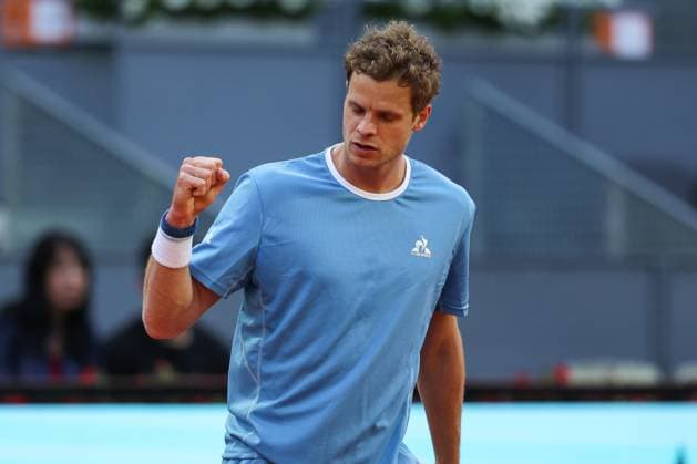 April 21, 2025, Madrid, Madrid, SPAIN: Yannick Hanfmann of Germany celebrates a point against Hugo Gaston of France during the Mutua Madrid Open 2025, ATP, Tennis Herren Masters 1000 and WTA, Tennis Damen 1000, tennis tournament celebrated at Caja Magica on April 21, 2025 in Madrid, Spain. Madrid SPAIN - ZUMAa181 20250421_zaa_a181_210 Copyright: xIrinaxR.xHipolitox