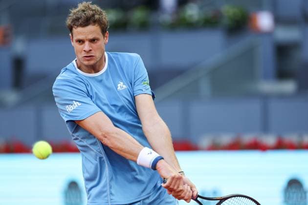 April 21, 2025, Madrid, Madrid, SPAIN: Yannick Hanfmann of Germany in action Hugo Gaston of France during the Mutua Madrid Open 2025, ATP, Tennis Herren Masters 1000 and WTA, Tennis Damen 1000, tennis tournament celebrated at Caja Magica on April 21, 2025 in Madrid, Spain. Madrid SPAIN - ZUMAa181 20250421_zaa_a181_217 Copyright: xIrinaxR.xHipolitox
