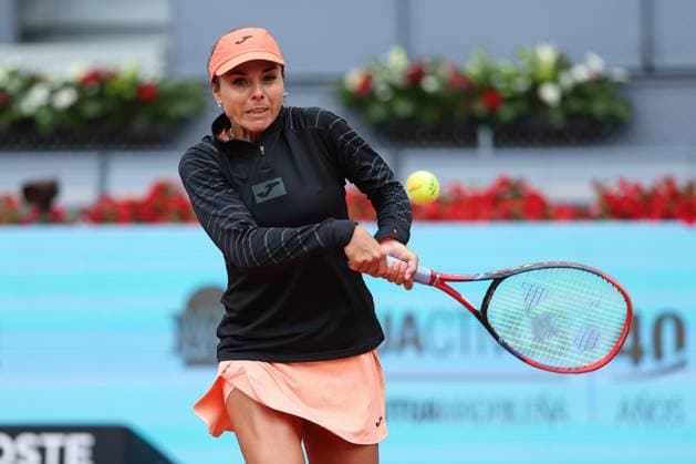 April 22, 2025, Madrid, Madrid, SPAIN: Viktoriya Tomova of Bulgaria in action against Alexandra Eala of Philippines during the Mutua Madrid Open 2025, ATP, Tennis Herren Masters 1000 and WTA, Tennis Damen 1000, tennis tournament celebrated at Caja Magica on April 22, 2025 in Madrid, Spain. Madrid SPAIN - ZUMAa181 20250422_zaa_a181_055 Copyright: xIrinaxR.xHipolitox