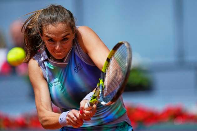 Mutua Madrid Open - Previews Lucia Bronzetti during the match between Japan s Naomi Osaka and Italy s Lucia Bronzetti of the Mutua Madrid Open 2025, ATP, Tennis Herren Masters 1000 and WTA, Tennis Damen 1000, tournament celebrated at Caja Magica on April 22, 2025 in Madrid, Spain. Madrid Spain  Copyright: xJosexBretonx originalFilename:bretonhernandez-mutuamad250422_npEbz.jpg