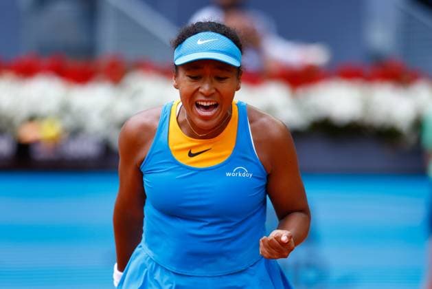 April 22, 2025, Madrid, Madrid, SPAIN: Naomi Osaka of Japan celebrates a point against Lucia Bronzetti of Italy during the Mutua Madrid Open 2025, ATP, Tennis Herren Masters 1000 and WTA, Tennis Damen 1000, tennis tournament celebrated at Caja Magica on April 22, 2025 in Madrid, Spain. Madrid SPAIN - ZUMAa181 20250422_zaa_a181_083 Copyright: xDennisxAgyemanx