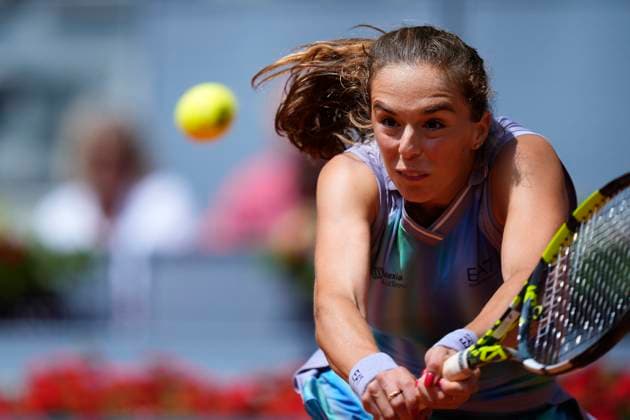 Mutua Madrid Open - Previews Lucia Bronzetti during the match between Japan s Naomi Osaka and Italy s Lucia Bronzetti of the Mutua Madrid Open 2025, ATP, Tennis Herren Masters 1000 and WTA, Tennis Damen 1000, tournament celebrated at Caja Magica on April 22, 2025 in Madrid, Spain. Madrid Spain  Copyright: xJosexBretonx originalFilename:bretonhernandez-mutuamad250422_npXms.jpg