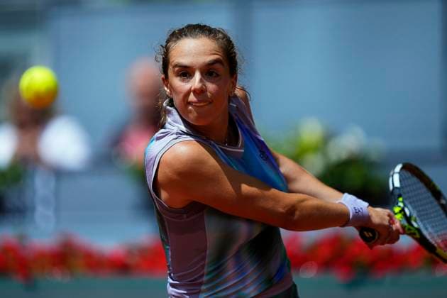 Mutua Madrid Open - Previews Lucia Bronzetti during the match between Japan s Naomi Osaka and Italy s Lucia Bronzetti of the Mutua Madrid Open 2025, ATP, Tennis Herren Masters 1000 and WTA, Tennis Damen 1000, tournament celebrated at Caja Magica on April 22, 2025 in Madrid, Spain. Madrid Spain  Copyright: xJosexBretonx originalFilename:bretonhernandez-mutuamad250422_npYH9.jpg