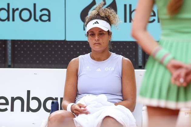 April 22, 2025, Madrid, Madrid, SPAIN: Mayar Sherif of Egypt looks on against Jessica Bouzas Maneiro of Spain during the Mutua Madrid Open 2025, ATP, Tennis Herren Masters 1000 and WTA, Tennis Damen 1000, tennis tournament celebrated at Caja Magica on April 22, 2025 in Madrid, Spain. Madrid SPAIN - ZUMAa181 20250422_zaa_a181_095 Copyright: xIrinaxR.xHipolitox