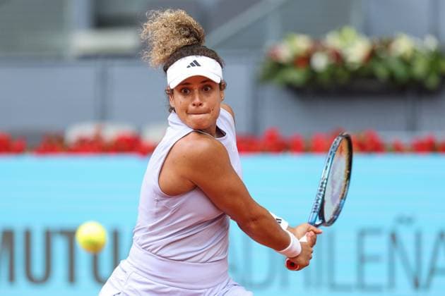 April 22, 2025, Madrid, Madrid, SPAIN: Mayar Sherif of Egypt in action against Jessica Bouzas Maneiro of Spain during the Mutua Madrid Open 2025, ATP, Tennis Herren Masters 1000 and WTA, Tennis Damen 1000, tennis tournament celebrated at Caja Magica on April 22, 2025 in Madrid, Spain. Madrid SPAIN - ZUMAa181 20250422_zaa_a181_101 Copyright: xIrinaxR.xHipolitox