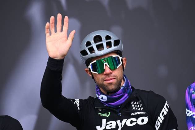La Fleche Wallonne 2025 cycling race HUY, BELGIUM - APRIL 23 : Matthews Michael (AUS) of Team Jayco AlUla on stage before the start of the race during the Men Elite UCI 1.Pro 89th A.S.O. La Fleche Wallonne cycling race with start in Ciney and finish in Huy (205,2 km) on April 23, 2025 in Huy, Belgium, 23 04 2025 ( Motordriver Guy De Vuyst & Huy Belgium  Copyright: xTomasxSiskx