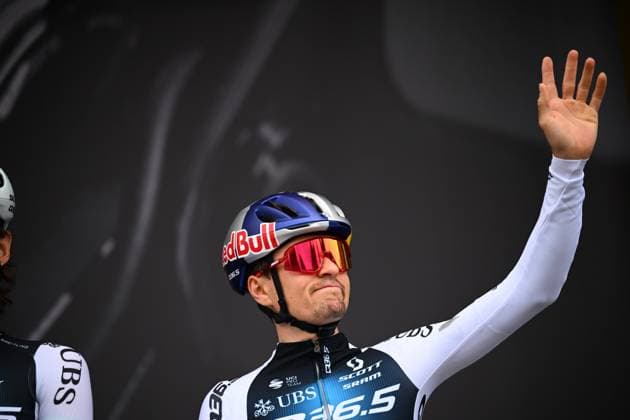 La Fleche Wallonne 2025 cycling race HUY, BELGIUM - APRIL 23 : Pidcock Thomas (GBR) GBR of Q36.5 Pro Cycling Team on stage before the start of the race during the Men Elite UCI 1.Pro 89th A.S.O. La Fleche Wallonne cycling race with start in Ciney and finish in Huy (205,2 km) on April 23, 2025 in Huy, Belgium, 23 04 2025 ( Motordriver Guy De Vuyst & Huy Belgium  Copyright: xTomasxSiskx