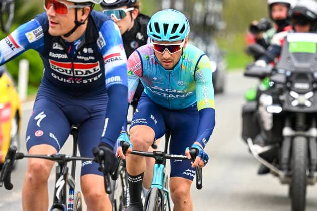 La Fleche Wallonne 2025 cycling race HUY, BELGIUM - APRIL 23 : Velasco Simone (ITA) of XDS Astana Team in action during the Men Elite UCI 1.Pro 89th A.S.O. La Fleche Wallonne cycling race with start in Ciney and finish in Huy (205,2 km) on April 23, 2025 in Huy, Belgium, 23 04 2025 ( Motordriver Guy De Vuyst & Huy Belgium  Copyright: xTomasxSiskx