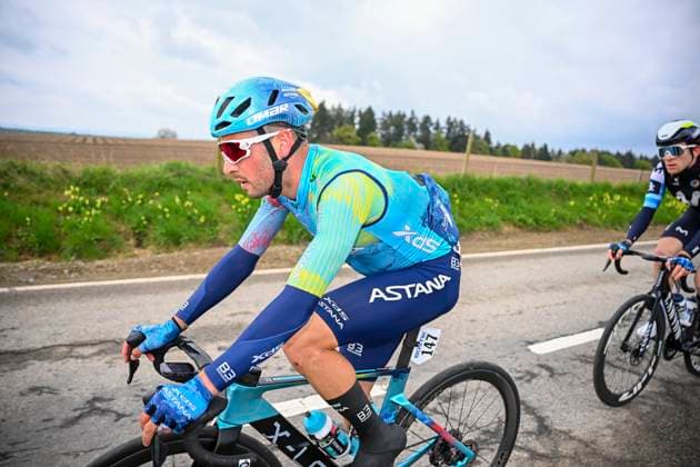 La Fleche Wallonne 2025 cycling race HUY, BELGIUM - APRIL 23 : Velasco Simone (ITA) of XDS Astana Team in action during the Men Elite UCI 1.Pro 89th A.S.O. La Fleche Wallonne cycling race with start in Ciney and finish in Huy (205,2 km) on April 23, 2025 in Huy, Belgium, 23 04 2025 ( Motordriver Guy De Vuyst & Huy Belgium  Copyright: xTomasxSiskx
