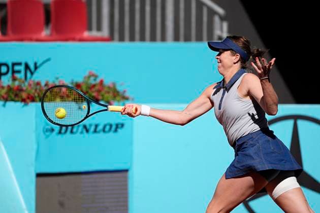 April 23, 2025, Madrid, Madrid, SPAIN: Anastasia Pavliuchenkova of Russia in action against Anastasija Sevastova of Latvia during the Mutua Madrid Open 2025, ATP, Tennis Herren Masters 1000 and WTA, Tennis Damen 1000, tennis tournament celebrated at Caja Magica on April 23, 2025 in Madrid, Spain. Madrid SPAIN - ZUMAa181 20250423_zaa_a181_005 Copyright: xOscarxJ.xBarrosox