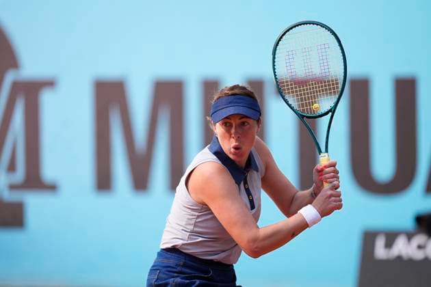 April 23, 2025, Madrid, Madrid, SPAIN: Anastasia Pavliuchenkova of Russia in action against Anastasija Sevastova of Latvia during the Mutua Madrid Open 2025, ATP, Tennis Herren Masters 1000 and WTA, Tennis Damen 1000, tennis tournament celebrated at Caja Magica on April 23, 2025 in Madrid, Spain. Madrid SPAIN - ZUMAa181 20250423_zaa_a181_016 Copyright: xOscarxJ.xBarrosox