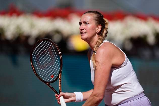 April 23, 2025, Madrid, Madrid, SPAIN: Petra Kvitova of Czech Republic in action against Katie Volynets of USA during the Mutua Madrid Open 2025, ATP, Tennis Herren Masters 1000 and WTA, Tennis Damen 1000, tennis tournament celebrated at Caja Magica on April 23, 2025 in Madrid, Spain. Madrid SPAIN - ZUMAa181 20250423_zaa_a181_034 Copyright: xOscarxJ.xBarrosox