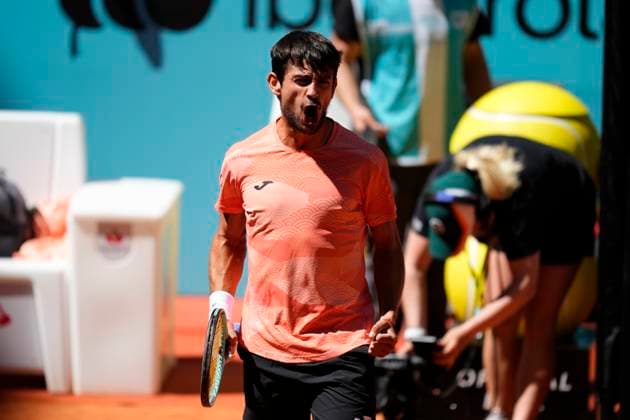 Mutua Madrid Open - Previews Mariano Navone celebrates the victory after winning the match between the french Giovanni Mpethsi Perricard and the argentinean Mariano Navone of the Mutua Madrid Open 2025, ATP, Tennis Herren Masters 1000 and WTA, Tennis Damen 1000, tournament celebrates at Caja Magica on April 23, 2025 in Madrid, Spain. Madrid Spain  Copyright: xJosexBretonx originalFilename:bretonhernandez-mutuamad250423_npmHB.jpg