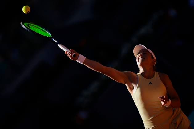 Mutua Madrid Open - Previews Katie Volynets during the match between Katie Volynets US player and Petra Kvitova Czech player of the Mutua Madrid Open 2025, ATP, Tennis Herren Masters 1000 and WTA, Tennis Damen 1000, tournament celebrates at Caja Magica on April 23, 2025 in Madrid, Spain. Madrid Spain  Copyright: xJosexBretonx originalFilename:bretonhernandez-mutuamad250423_npnuy.jpg