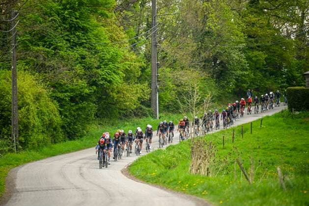 La Fleche Wallonne 2025 cycling race HUY, BELGIUM - APRIL 23 : Illustration picture of the peloton during the Men Elite UCI 1.Pro 89th A.S.O. La Fleche Wallonne cycling race with start in Ciney and finish in Huy (205,2 km) on April 23, 2025 in Huy, Belgium, 23 04 2025 ( Motordriver Guy De Vuyst & Huy Belgium  Copyright: xTomasxSiskx