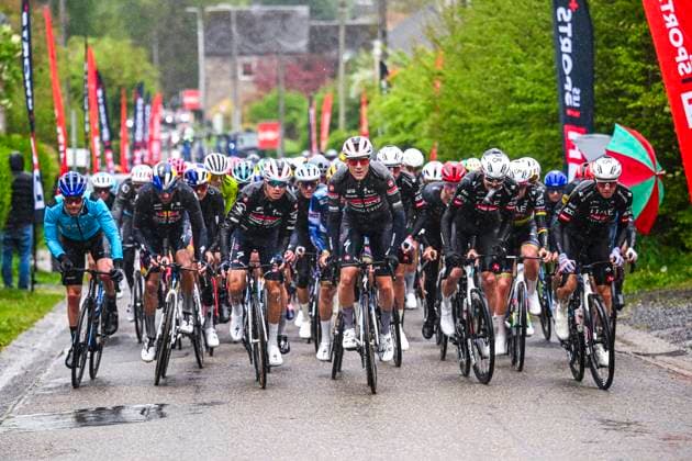 La Fleche Wallonne 2025 cycling race HUY, BELGIUM - APRIL 23 : Illustration picture of the peloton during the Men Elite UCI 1.Pro 89th A.S.O. La Fleche Wallonne cycling race with start in Ciney and finish in Huy (205,2 km) on April 23, 2025 in Huy, Belgium, 23 04 2025 ( Motordriver Guy De Vuyst & Huy Belgium  Copyright: xTomasxSiskx