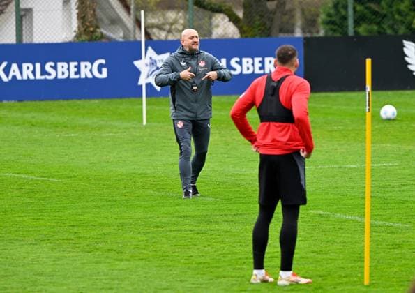Football 2 Bundesliga Season 2024 25 1 FC Kaiserslautern 23 04 2025 Fritz Walter Stadium 1 Training with coach Torsten LIEBERKNECHT 1 FC Kaiserslautern