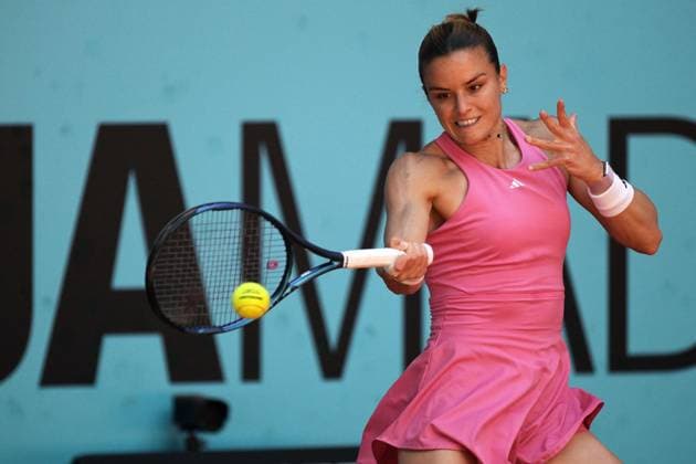 April 23, 2025, Madrid, Madrid, Spain: MARIA SAKKARI of Greece during her match against XINYU WANG of China on Day Three of the Mutua Madrid Open at La Caja Magica. Madrid Spain - ZUMAd308 20250423_zsp_d308_016 Copyright: xJuanxCarlosxLucasx