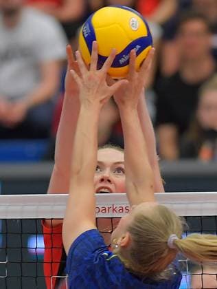 23 04 2025, Dresdens Emma Clothier, volleyball, Bundesliga, final round, Dresdner SC SSC Schwerin, c Dresden Germany