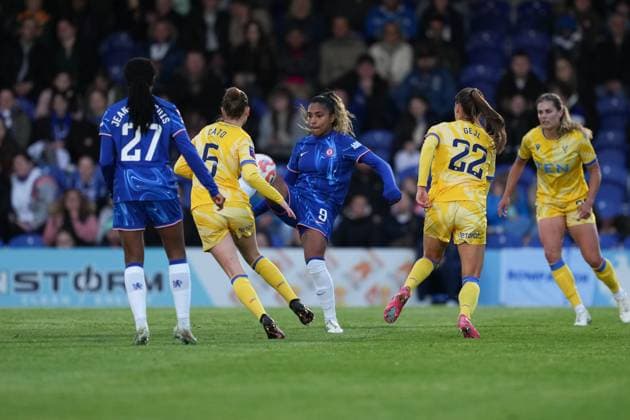 Chelsea Women v Crystal Palace Women Women s Super League 23 04 2025. Chelsea forward Catarina Macario (9) during the Women s Super League match between Chelsea Women and Crystal Palace Women at the Cherry Red Records Stadium, Kingston, England on 23 April 2025. Kingston Cherry Red Records Stadium Surrey England Editorial use only DataCo restrictions apply See www.football-dataco.com , Copyright: xStephenxFlynnx PSI-21925-0010