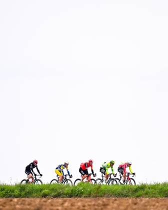 La Fleche Wallonne 2025 cycling race HUY, BELGIUM - APRIL 23 : Guglielmi Simon (FRA) of Arkea - B&B Hotels, Deweirdt Siebe (BEL) of Team Flanders - Baloise, Shmidt Artem (USA) of INEOS Grenadiers, Desal Ceriel (BEL) of Wagner Bazin WB and Paquot Tom (BEL) of Intermarche - Wanty during the Men Elite UCI 1.Pro 89th A.S.O. La Fleche Wallonne cycling race with start in Ciney and finish in Huy (205,2 km) on April 23, 2025 in Huy, Belgium, 23 04 2025 ( Motordriver Guy De Vuyst &  Copyright: xTomasxSiskx