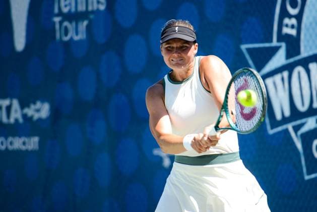 April 23, 2025, Charlottesville, Virginia, United States: Kajsa Rinaldo Perrson of Sweden in her first round match in the Boar s Head Resort Womens Open ITF tennis tournament in Charlottesville Virginia. She lost to C. McNally. Charlottesville United States - ZUMAl132 20250423_zap_l132_028 Copyright: xChristopherxLevyx