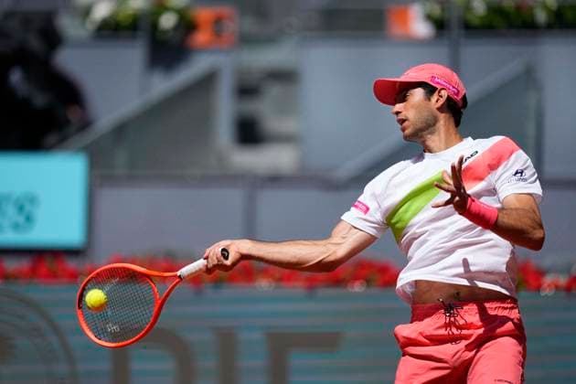 April 23, 2025, Madrid, Madrid, SPAIN: Nuno Borges of Portugal in action against Pablo Carreno of Spain during the Mutua Madrid Open 2025, ATP, Tennis Herren Masters 1000 and WTA, Tennis Damen 1000, tennis tournament celebrated at Caja Magica on April 23, 2025 in Madrid, Spain. Madrid SPAIN - ZUMAOpen 20250423_zaa_a181_136 Copyright: xOscarxJ.xBarrosox