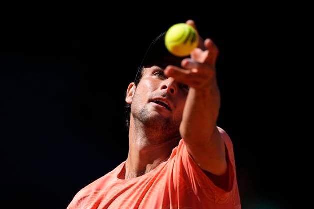 April 24, 2025, Madrid, Madrid, Spain: Aleksandar Vukic of Australia in action against Kei Nishikori of Japan during the Mutua Madrid Open 2025, ATP, Tennis Herren Masters 1000 and WTA, Tennis Damen 1000 tennis tournament, celebrated at Caja Magica on April 24, 2025 in Madrid, Spain. Madrid Spain - ZUMAa181 20250424_zaa_a181_010 Copyright: xOscarxJ.xBarrosox